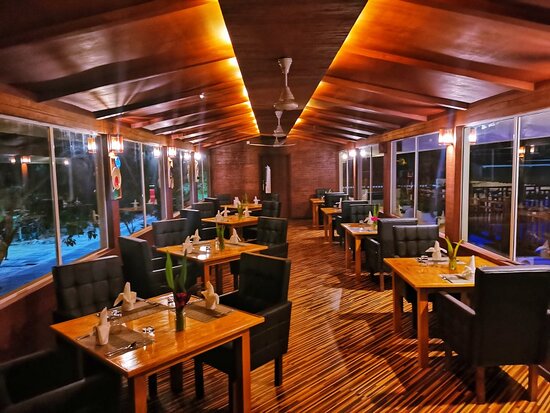 Equatorial Divers Lodge