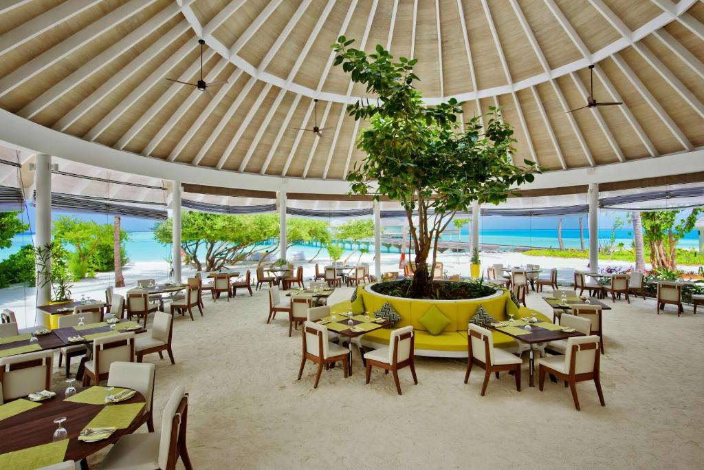 Kandima Resort 